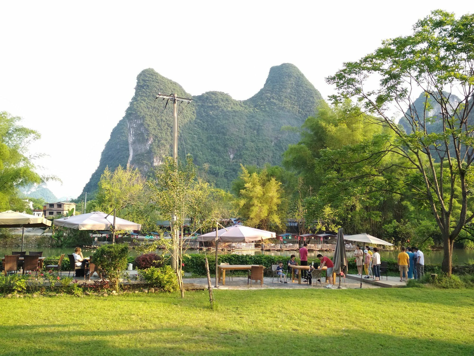 Yangshuo Moondance Hotel Eksteriør billede